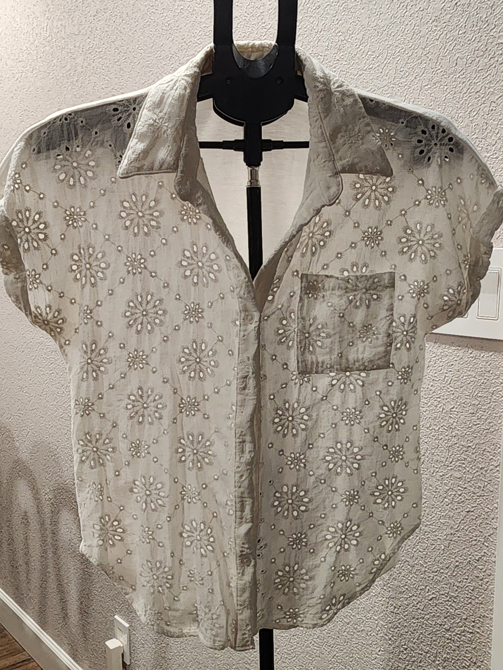 Women’s Eyelet Short-Sleeve Button-Up Top